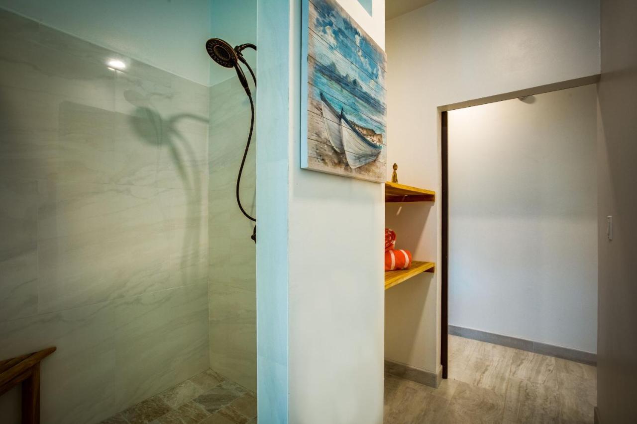 The Sea Glass Inn Placencia المظهر الخارجي الصورة